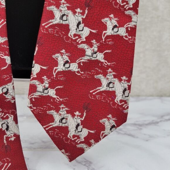 Vintage Red Tie with Horse Cowboy Western Pattern Equestrian Men's Necktie - Picture 3 of 10
